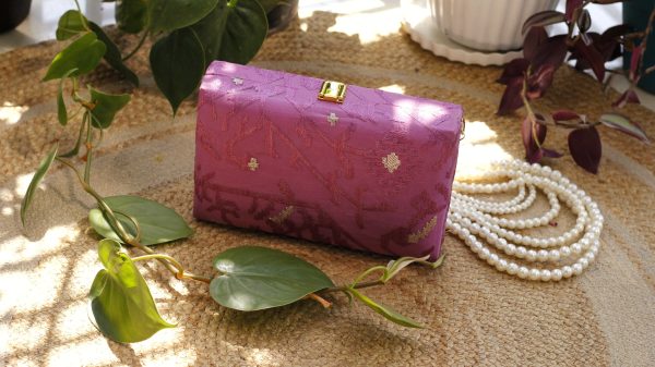 Mauve Pink Hand Purse - Image 7