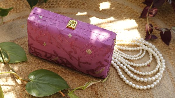 Mauve Pink Hand Purse - Image 11